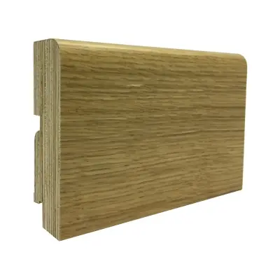 Плинтус шпонированный Дуб 100x30